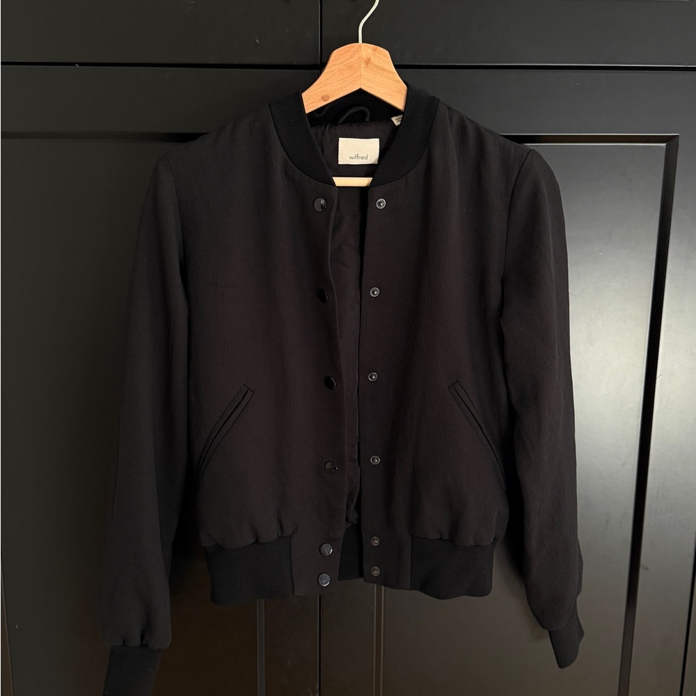 Aritzia Wilfred Poussin Bomber - black, size XS